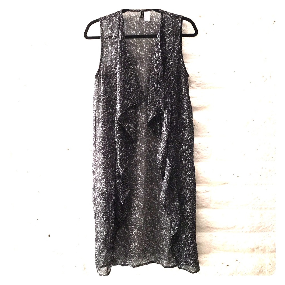 Divided H&M black & white sleeveless sheer…